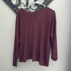 Size medium Daytrip tie back long sleeve shirt